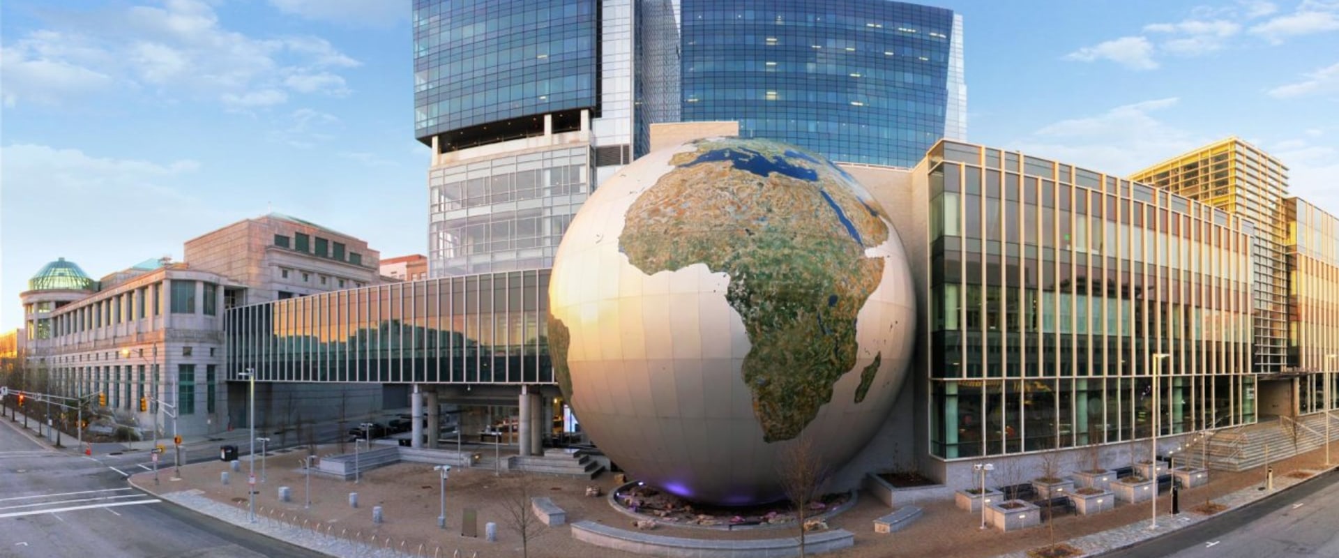 Exploring Unique Cultural Experiences for Tourists in Central North Carolina